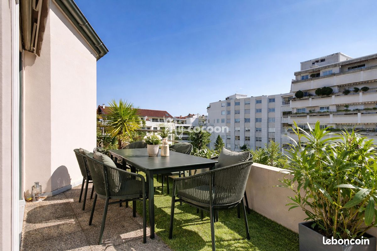Appartement 5 pièces 156 m² · à Lyon · 156 m² · 639 000 €