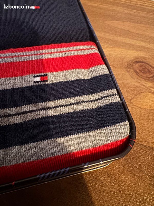 đ§Šđ Coffret Tommy Hilfiger â 4 paires de chaussettes homme â 39/42 â Neuf (image 5)