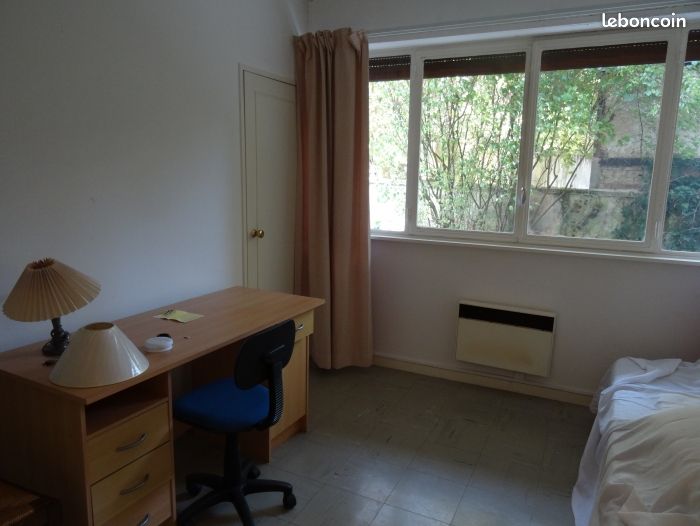 Appartement 1 pièce 13 m² · à Auxerre · 13 m² · 240 €/mois