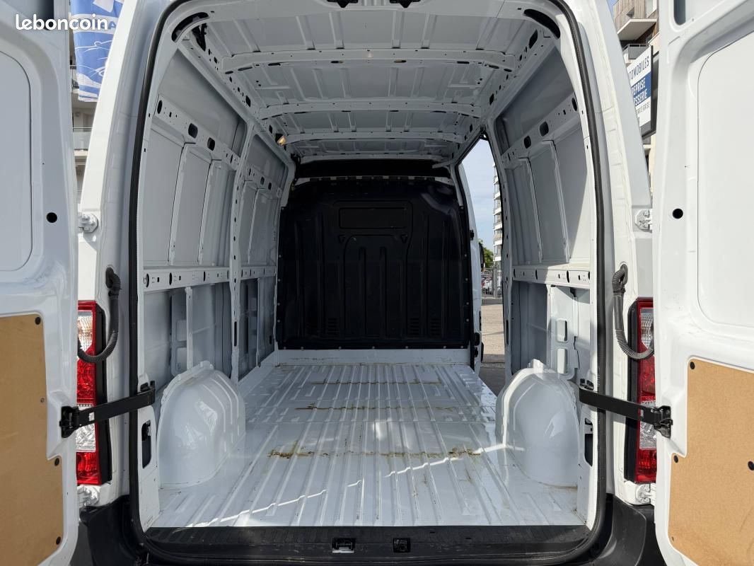 Renault Master III PHASE 3 L2H2 2.3 DCI 16V 136 CH 1ERE MAIN (image 12)