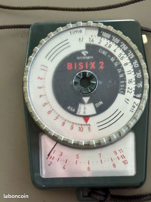 Appareil photo RICOH avec accessoires + reflex Lubitel (image 6)