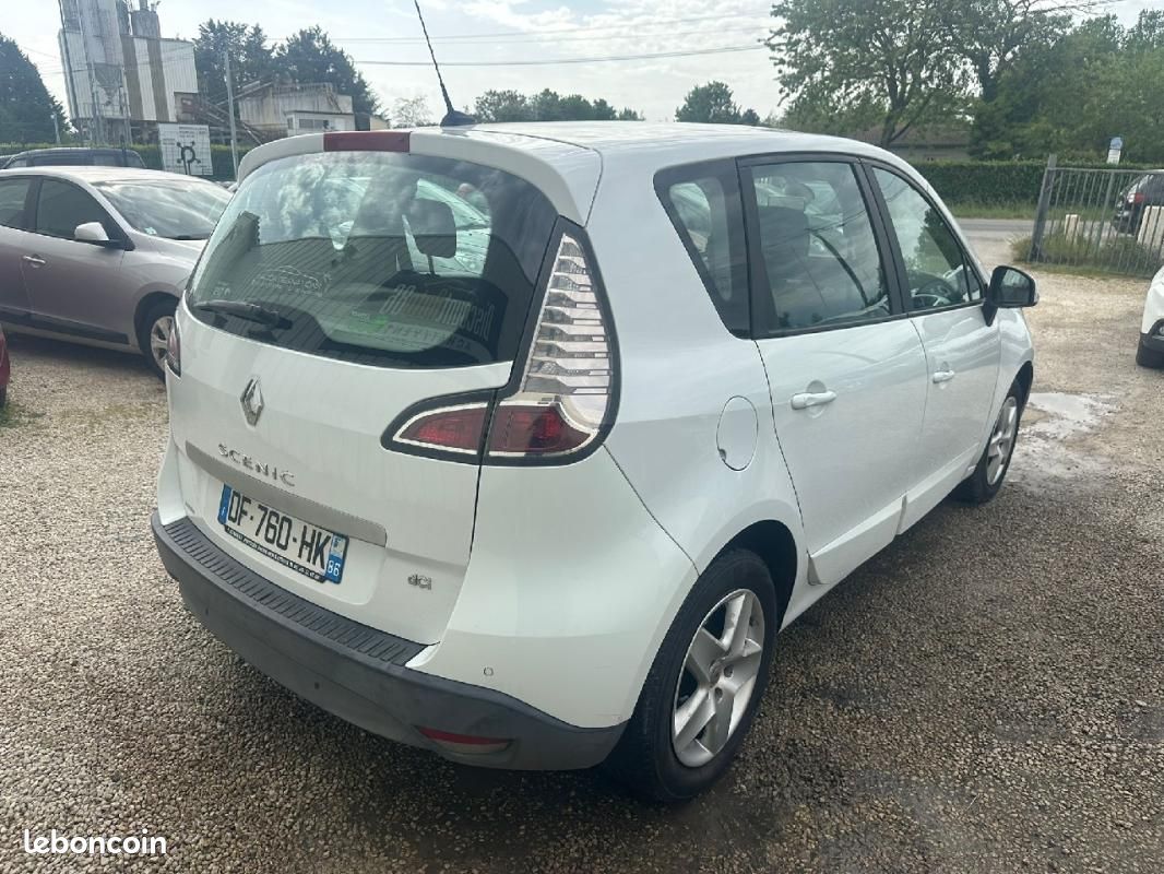 Renault Scénic III dCi 110 Energy eco2 Life (image 4)