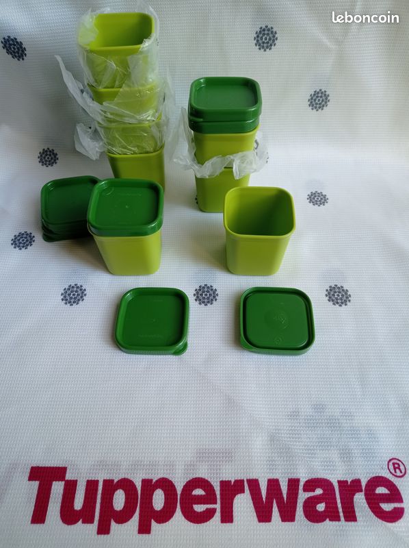 Lot 8 Ramequins Micro Vap' 80ml Tupperware NEUF - Arts de la table Lot 8 Ramequins Micro Vap' 80ml Tupperware NEUF - Arts de la table