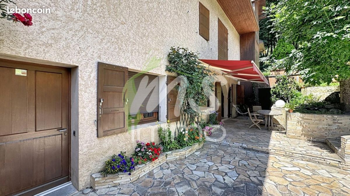 Maison 5 pièces 340 m² · à Saint-Firmin · 340 m² · 499 000 €