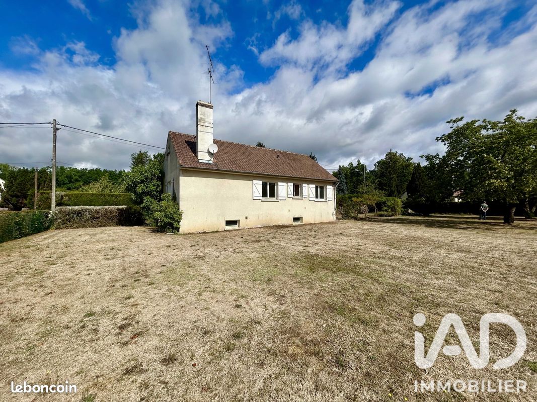 Maison 4 pièces 74 m² · à Noisy-sur-École · 74 m² · 262 000 €