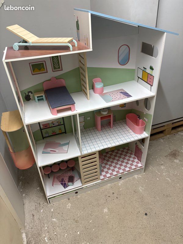 Maison de barbie (image 1)