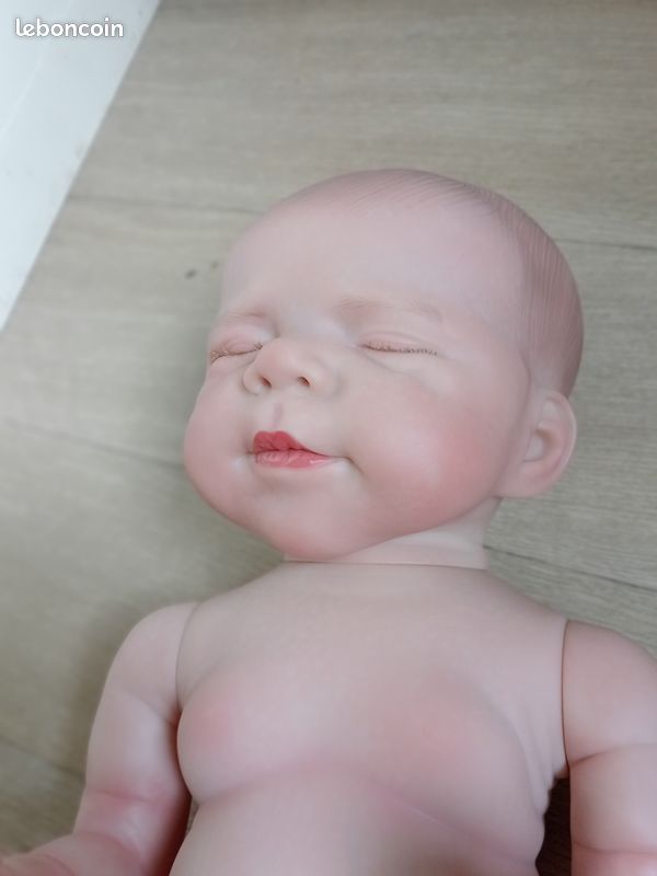 Bébé fille réaliste type Reborn (image 3)