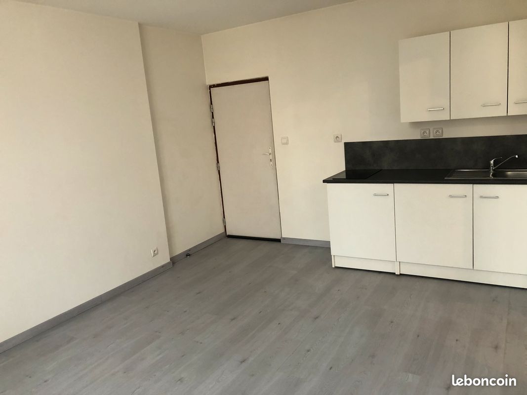 Appartement 2 pièces 34 m² · à Riom · 34 m² · 485 €/mois
