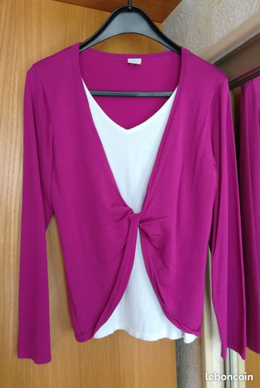 Pull neuf, faux t-shirt blanc, taille 38 (image 1)
