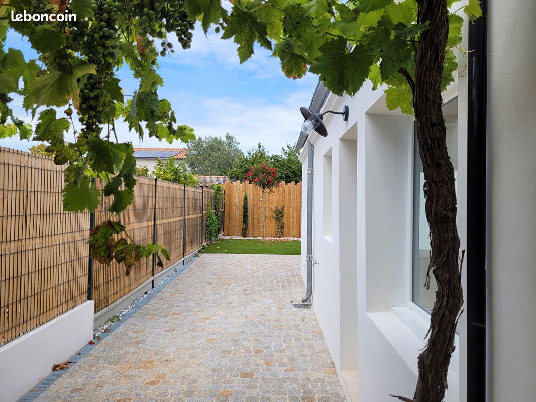 Maison 4 pièces 110 m² · à Rochefort · 110 m² · 332 800 €