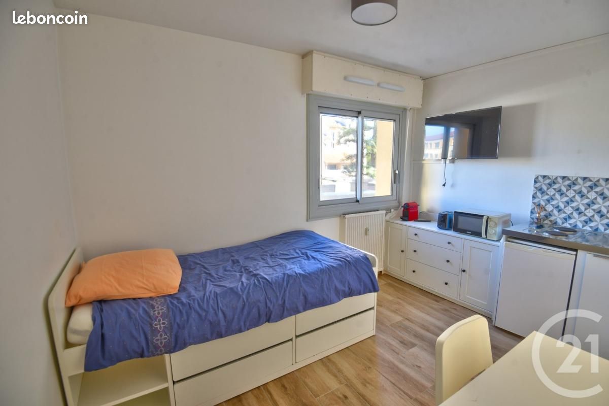 Appartement 1 pièce 13 m² · à Romans-sur-Isère · 13 m² · 430 €/mois