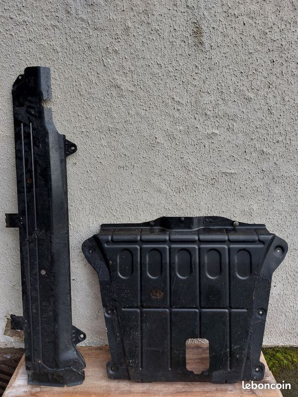 Tôle de Protection échappement pour Duster de 2010 à 2017 (image 1)