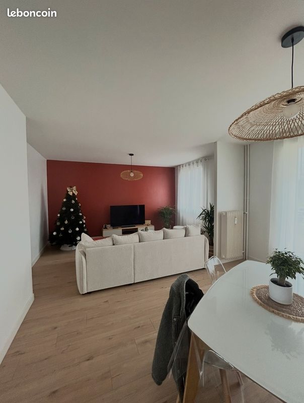 Appartement 3 pièces 81 m² · à Montluçon · 81 m² · 720 €