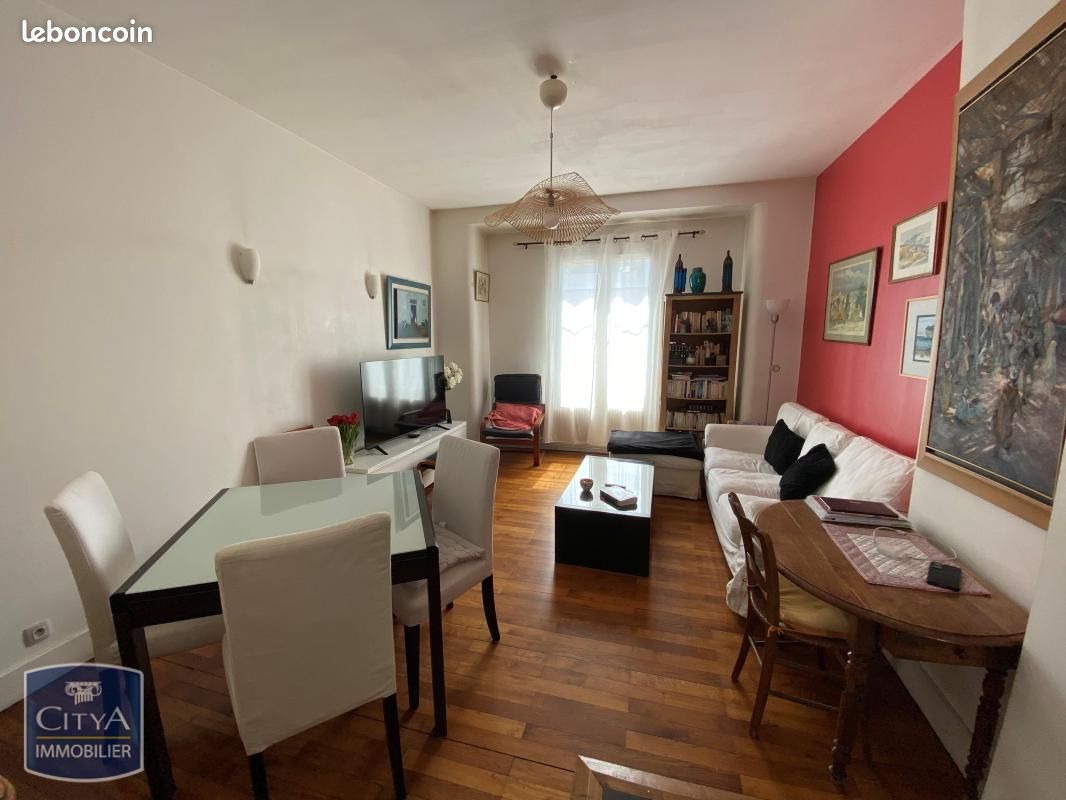 Appartement 2 pièces 52 m² · à Grenoble · 52 m² · 120 000 €