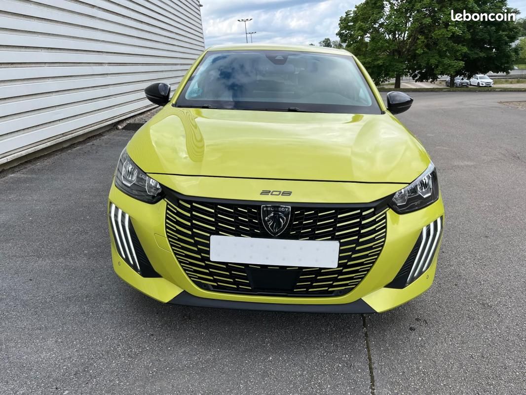 Peugeot 208 1.2 100CH ALLURE BVM6 (image 2)