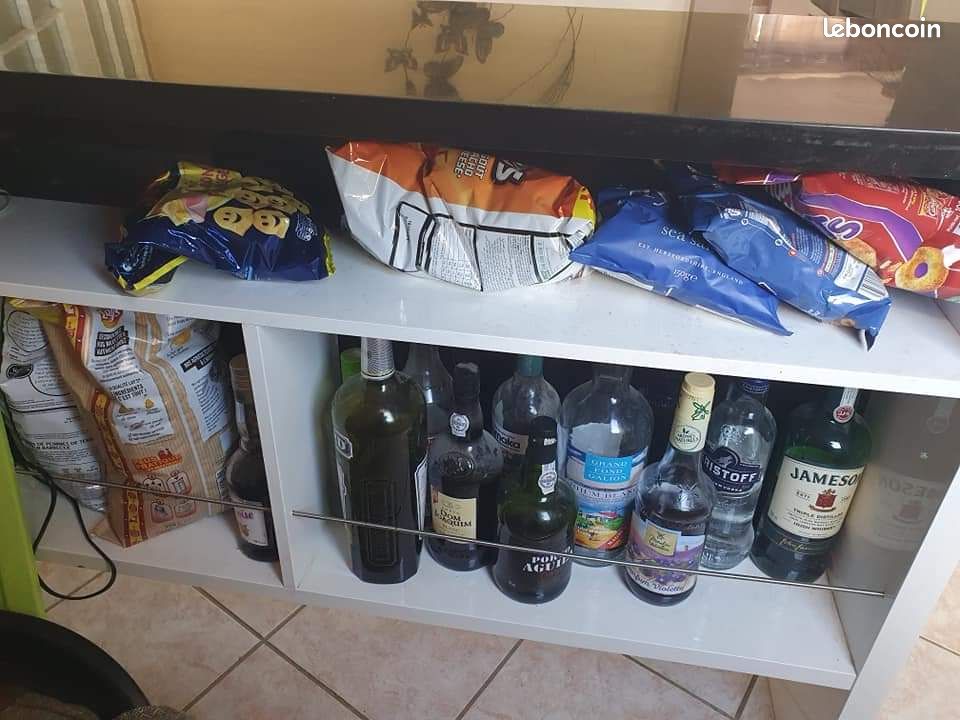Bar (image 2)