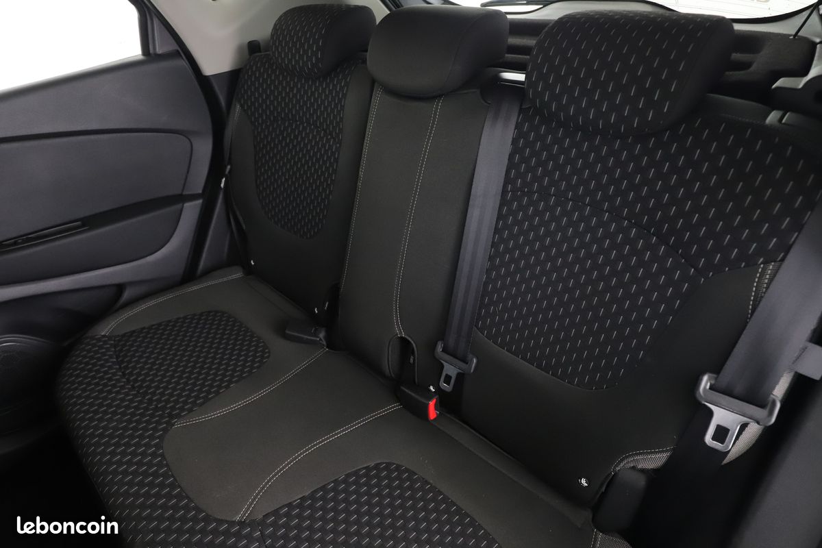 Renault Captur 1.5 dCi Intens 90 ch (image 8)