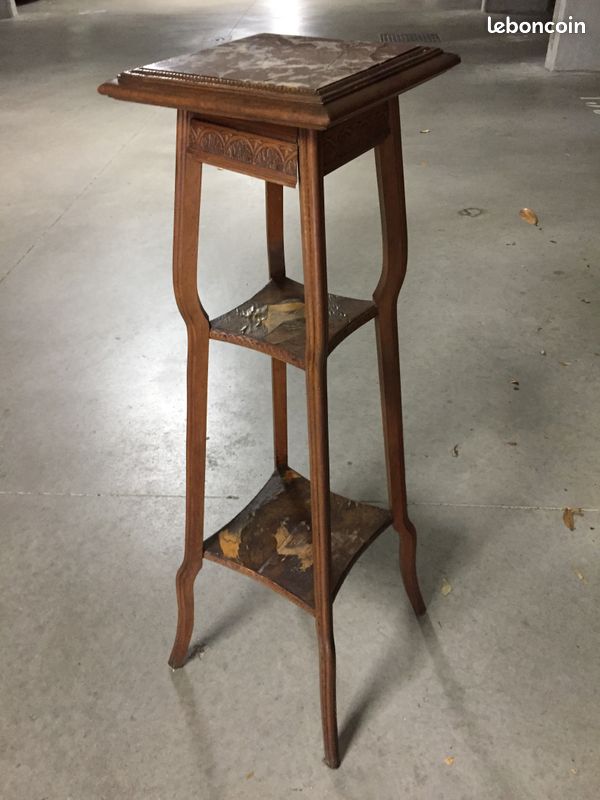 Sellette en bois dessus marbre (image 2)