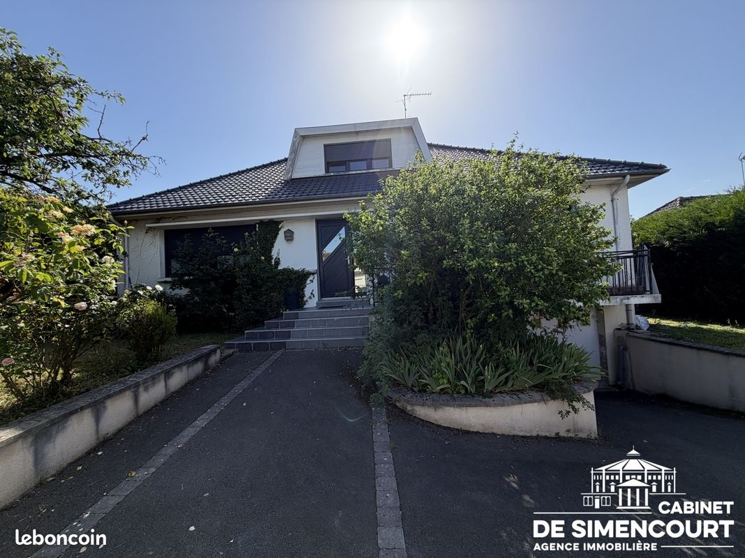 Maison 8 pièces 155 m² · à Rivery · 155 m² · 414 900 €