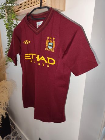 Les maillots Umbro de la saison 2018-2019