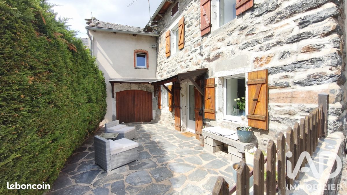 Maison 4 pièces 93 m² · à Saint-Hostien · 93 m² · 115 000 €
