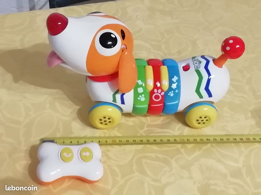 Petit chien musical télécommandé (image 2)
