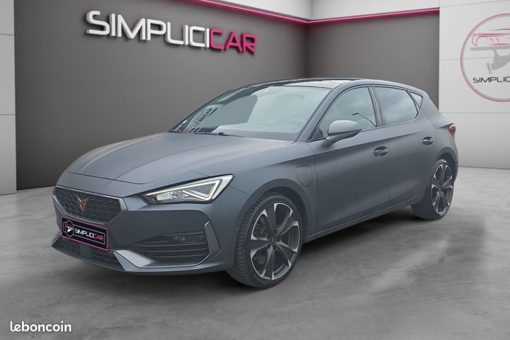 CUPRA LEON 1.4 E-HYBRID 245 VZ DSG6 Sièges chauffants Toit Ouvrant Peinture Mate Garantie 12 mois (image 22)