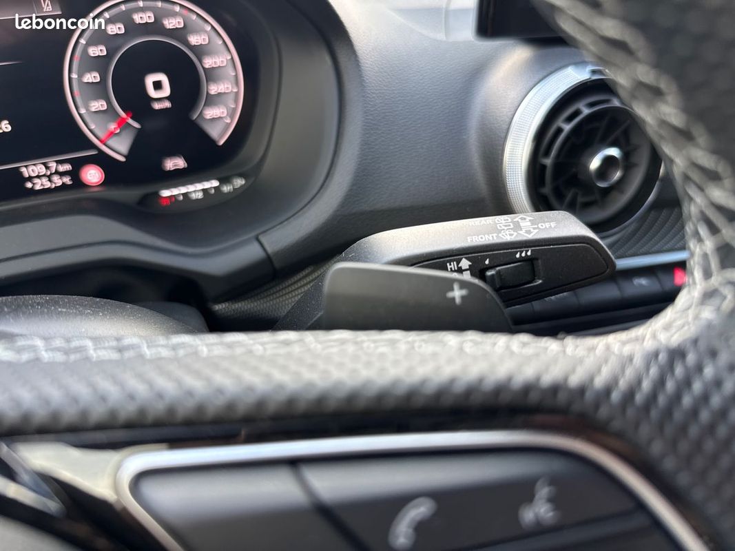 AUDI Q2 35 TFSI 150 S tronic 7 S line (image 23)
