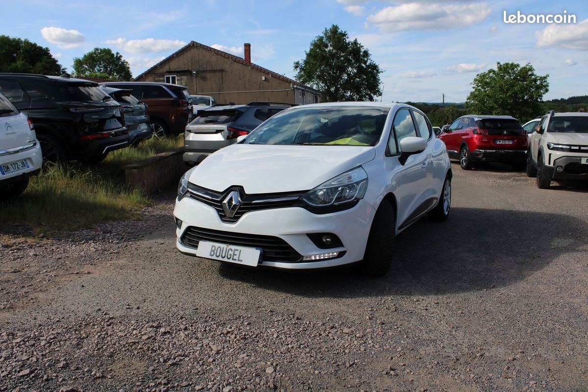Renault CLIO 4 PHASE II TCE 90 CV BUSINESS GPS MÉDIA USB RÉGULATEUR BLUETOOTH CLIM AUTO RADARS (image 4)
