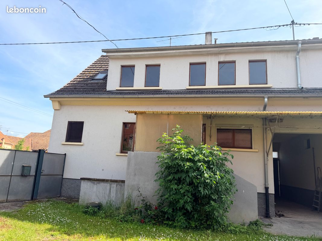 Maison 4 pièces 137 m² · à Biesheim · 137 m² · 185 000 €