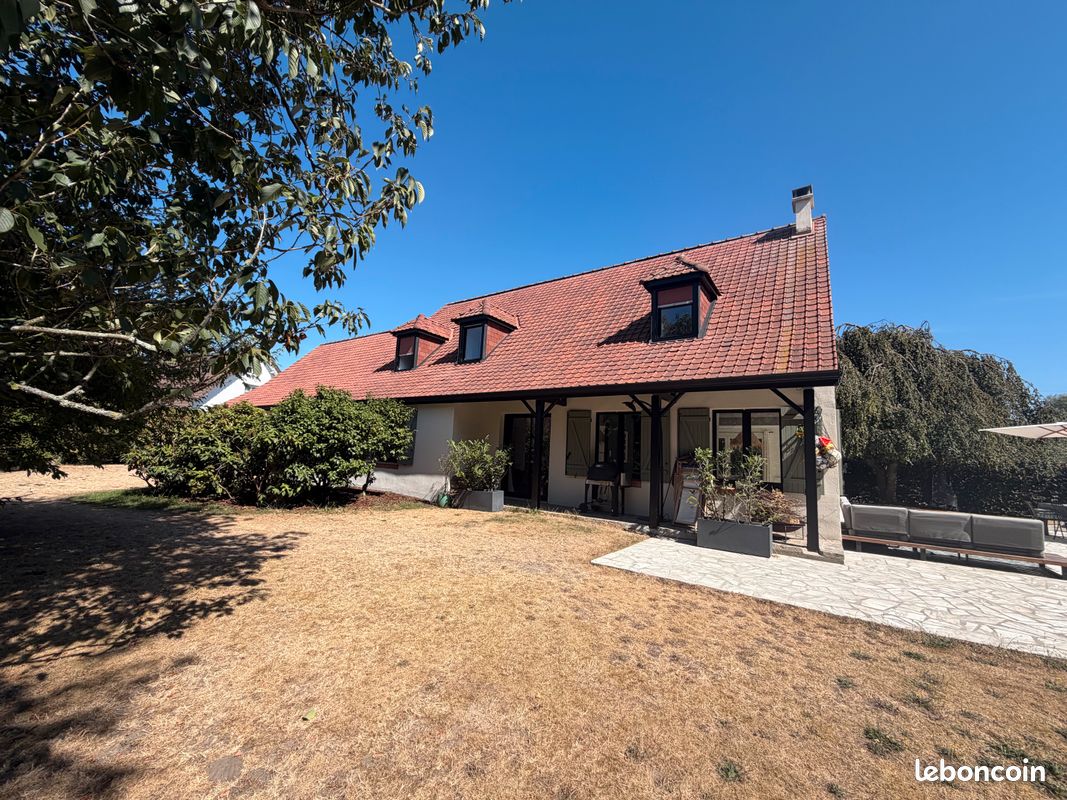 Maison 11 pièces 235 m² · à Cucq · 235 m² · 1 250 000 €