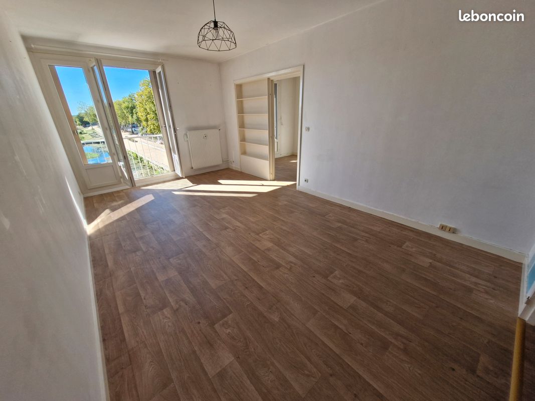 Appartement 4 pièces 73 m² · à La Flèche · 73 m² · 590 €/mois