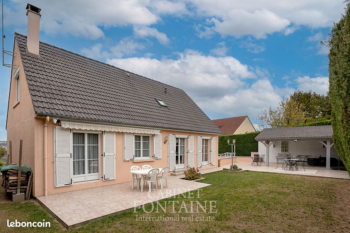 Maison 7 pièces 125 m² · à Saint-Omer-en-Chaussée · 125 m² · 294 000 €