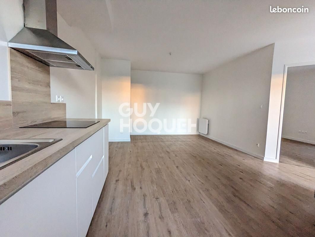 Appartement 2 pièces 44 m² · à Décines-Charpieu · 44 m² · 810 €/mois