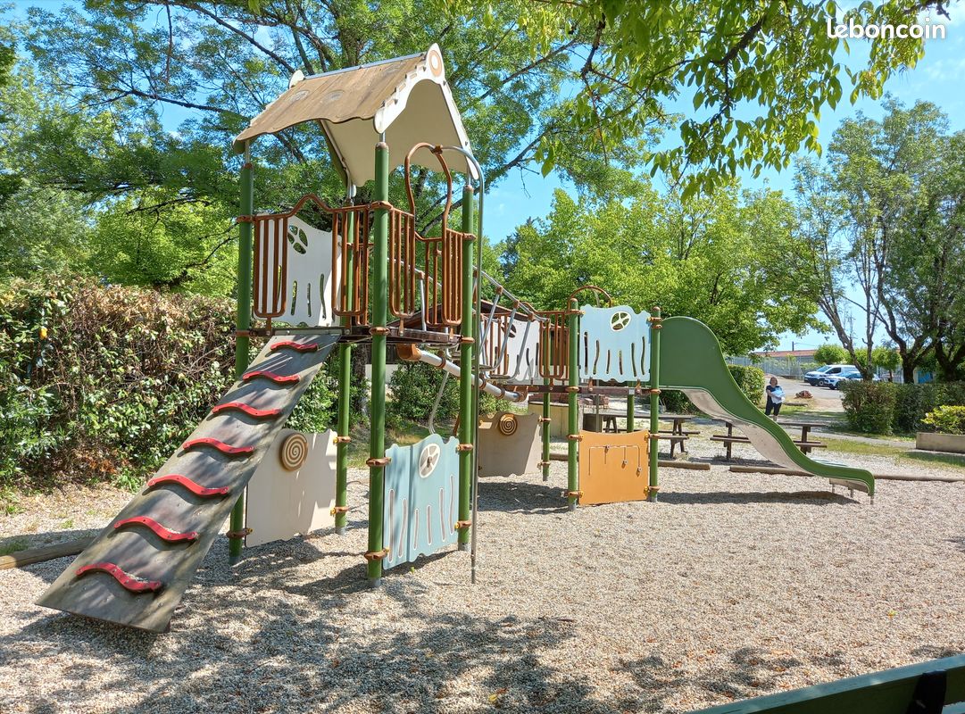Gîte à Montpezat-de-Quercy avec piscine – Camping Le Faillal (image 8)