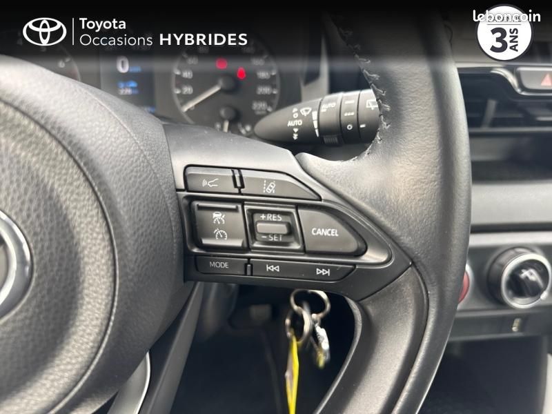 Toyota Yaris 70 VVT-i Dynamic 5p MY22 (image 21)
