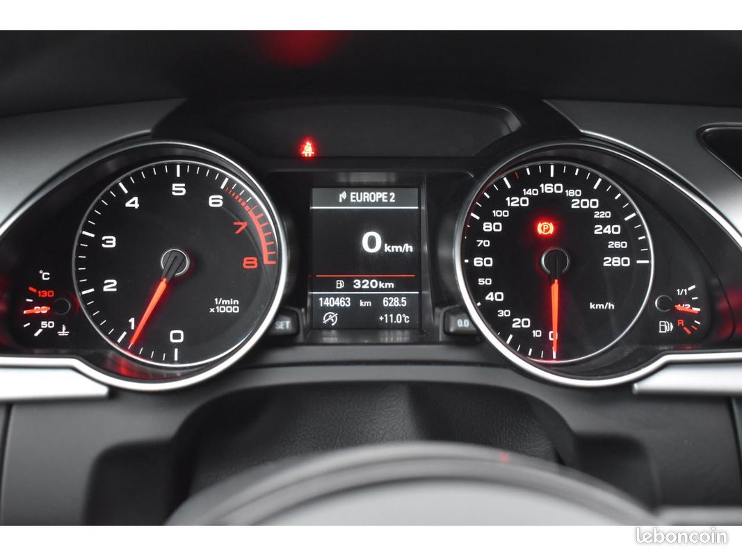 AUDI A5 2.0 TFSI 230 Ambition Luxe (image 8)
