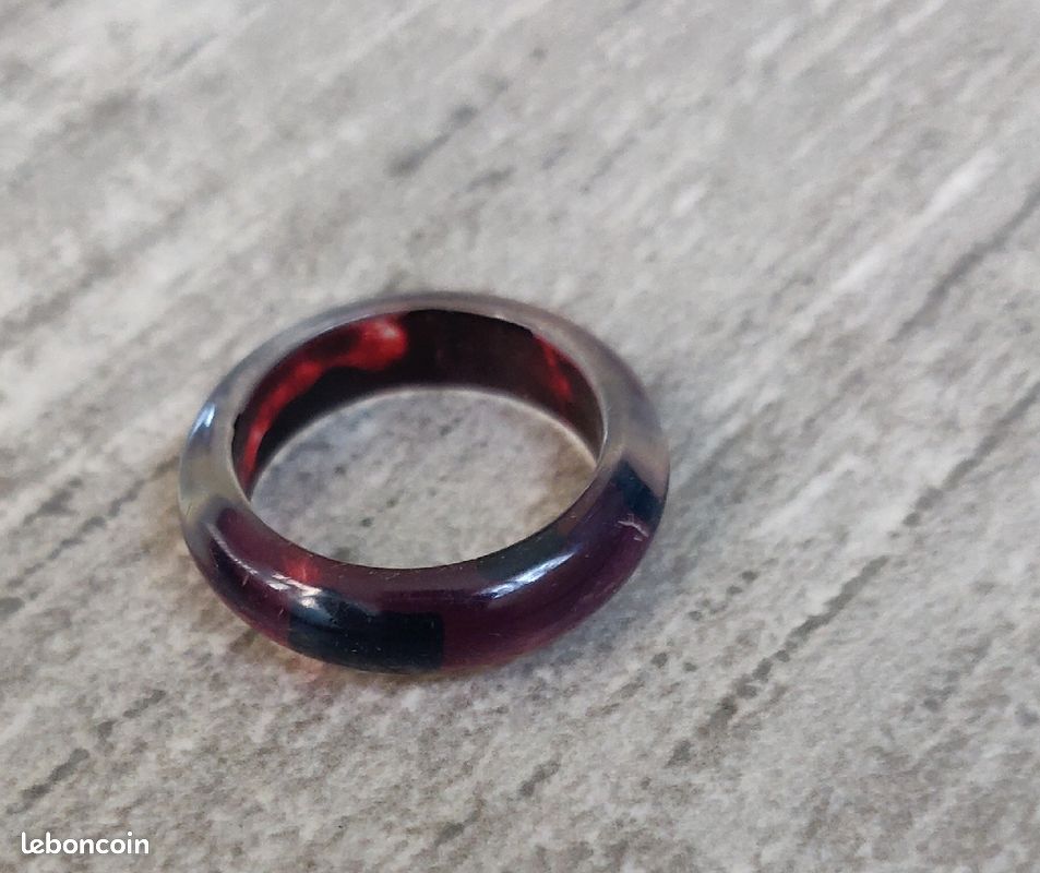 Bague violette (image 2)