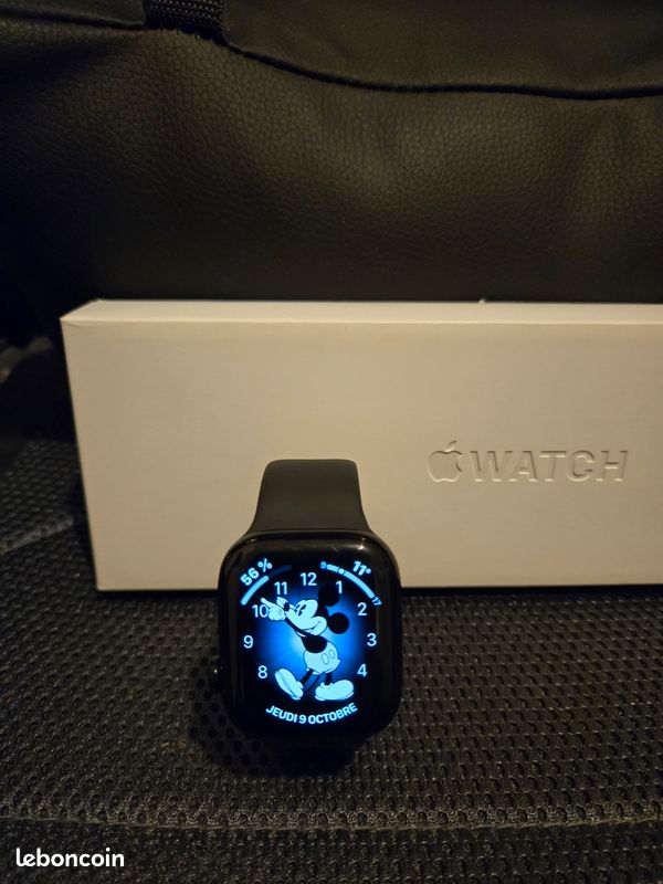 Apple watch serie 10 /42mm/gps facture et garantie) Téléphones