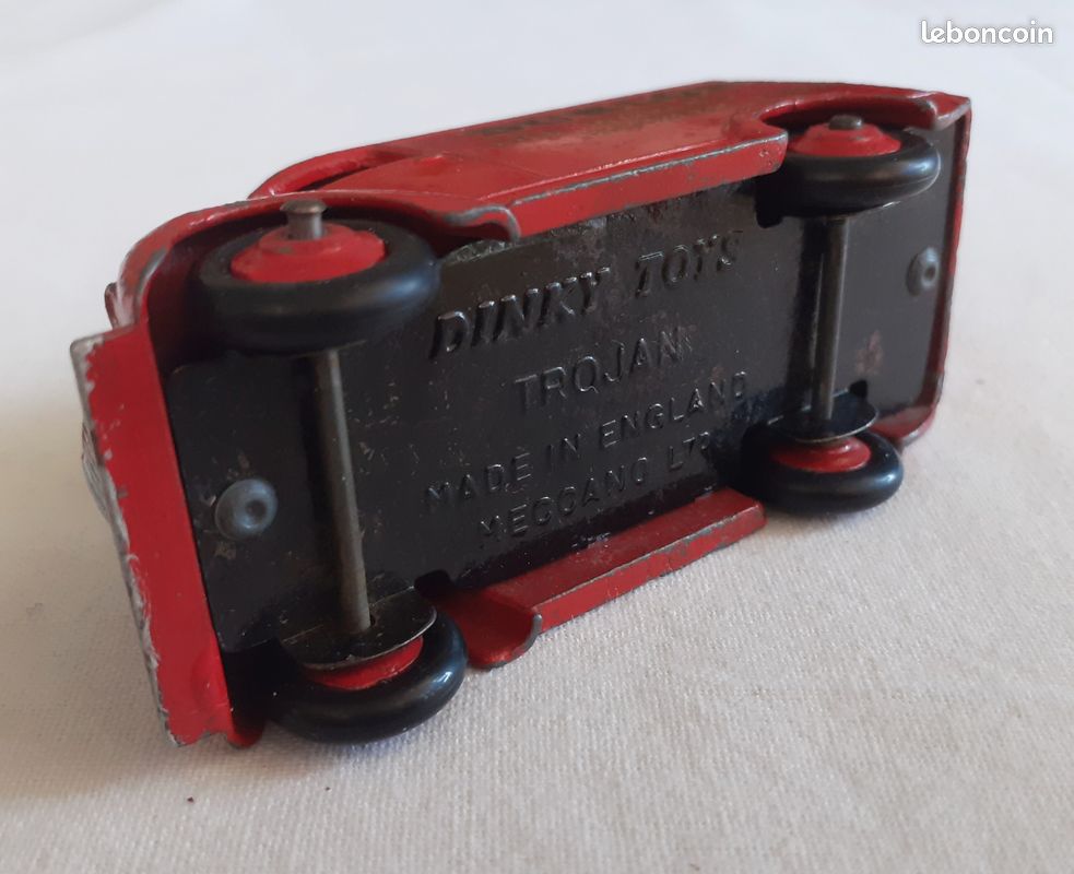 Dinky Toys Trojan 15 CWT Van Vert – Modèle De Collection 1/43 Sous Boîte
