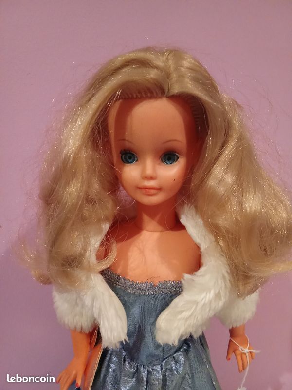 Poupée Bella – Cathie Couture – Occasion – À Collectionner