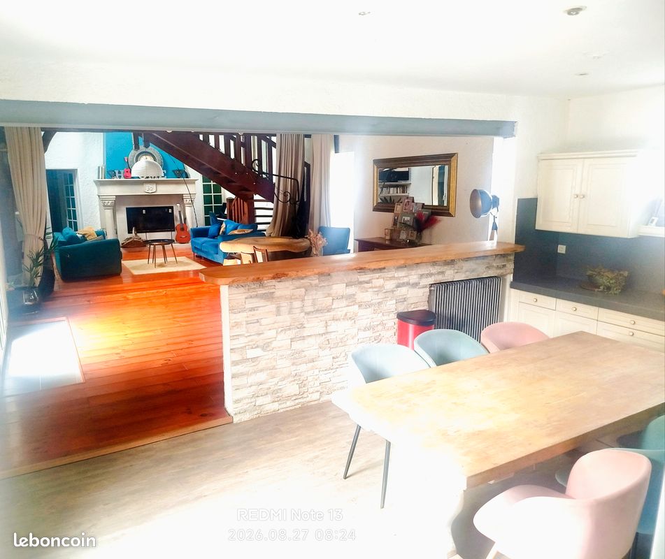 Maison 7 pièces 215 m² · à Pessac · 215 m² · 650 000 €
