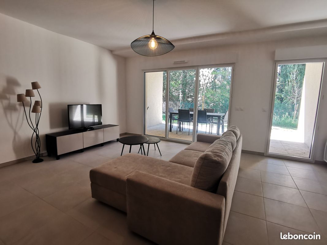 Appartement 3 pièces 74 m² · à Aix-en-Provence · 74 m² · 1 900 €