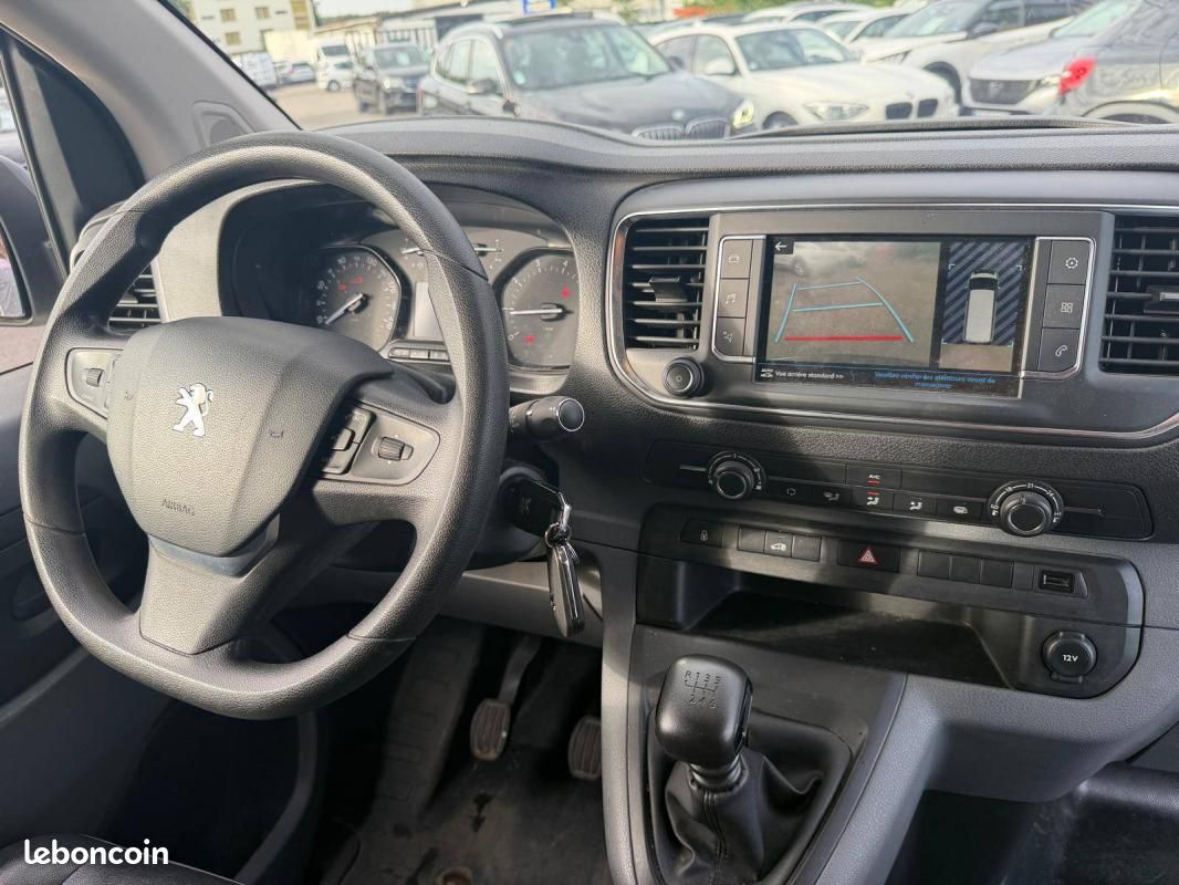 Peugeot Expert III 1.5L BLUEHDI 120cv FOURGON CAMERA GPS STANDARD ASPHALT (image 5)