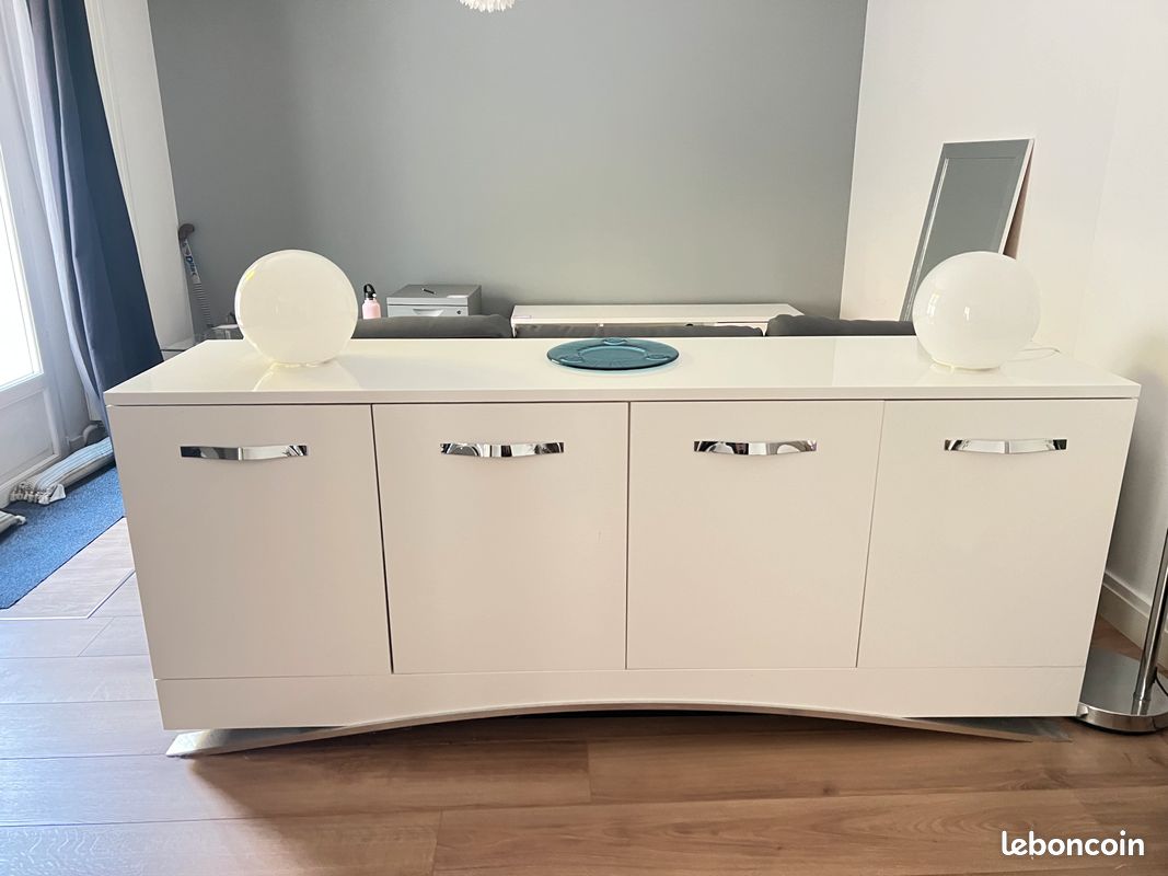 Buffet / meuble de rangement blanc laqué – design moderne (image 1)