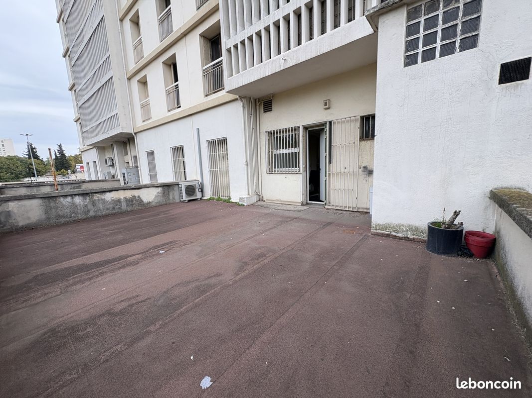 Local commercial 83 m² Marseille (image 6)