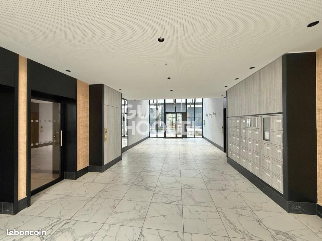 Appartement 1 pièce 39 m² · à L'Hay-les-Roses · 39 m² · 950 €/mois