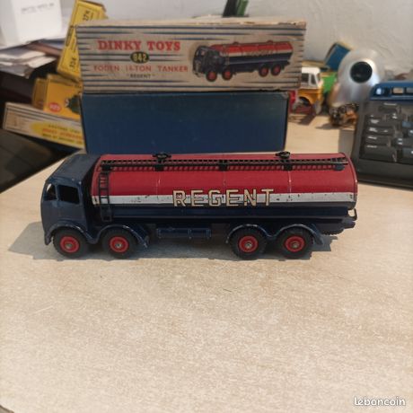 Jouet Supertoys Dinky Toys 942 Foden l4 tanker « regent » pour pièces