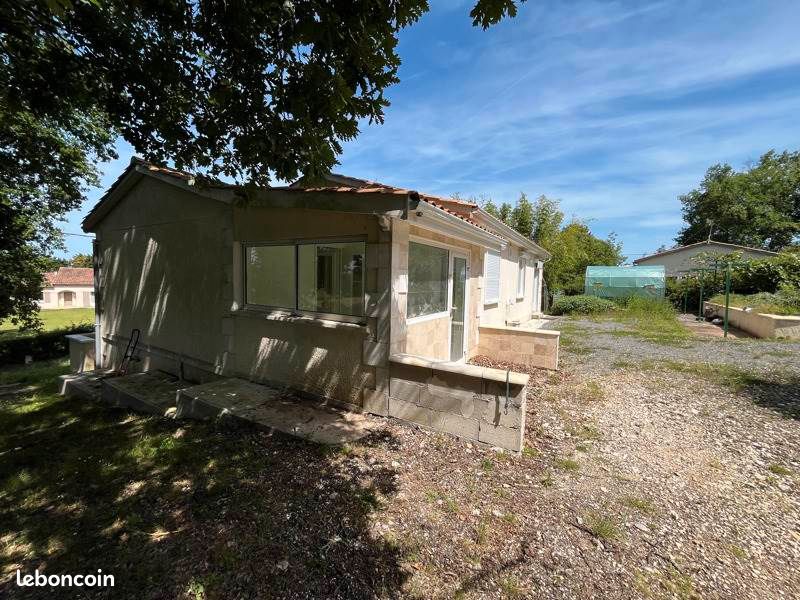Maison 5 pièces 91 m² · à La Rochefoucauld-en-Angoumois · 91 m² · 127 680 €