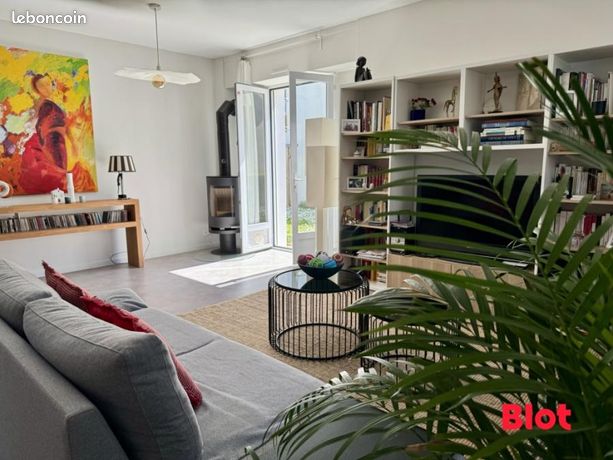 Maison 8 pièces 204 m²